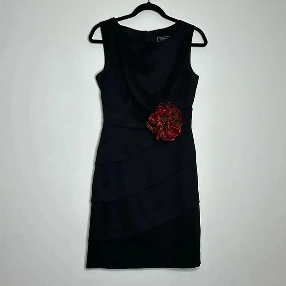 DRESS BARN COLLECTION BLACK W/ RED FLOWER- SIZE 4 - Picture 1 of 7